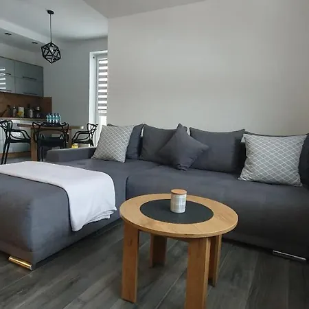 Apartament Aim Lesny Zakatek F8 *