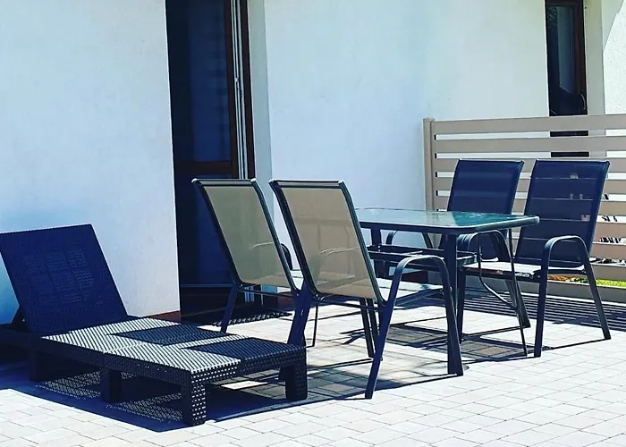 Aim Lesny Zakatek F8 Apartmán