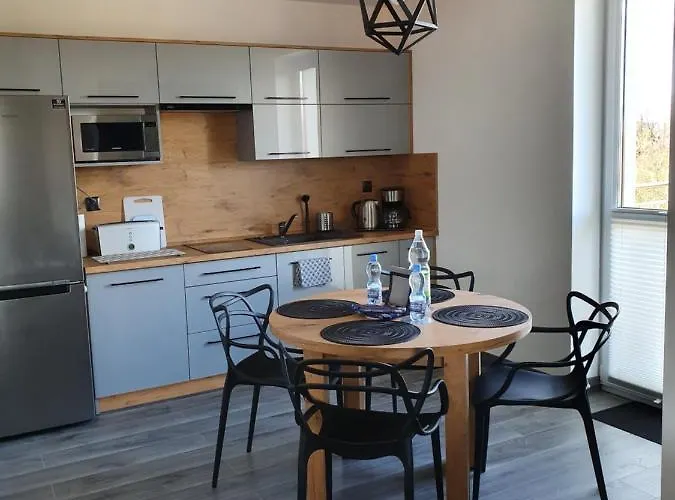 Aim Lesny Zakatek F8 Apartmán