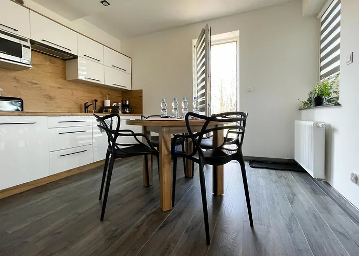 Aim Lesny Zakatek F8 Apartmán *